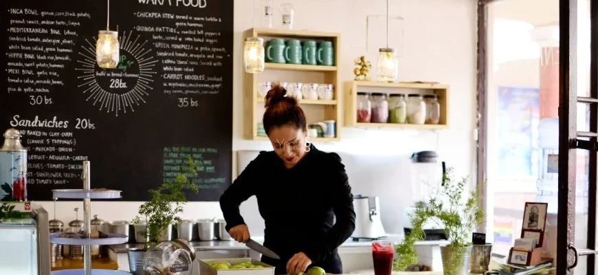 Vinilos decorativos: llena de vida tu tienda